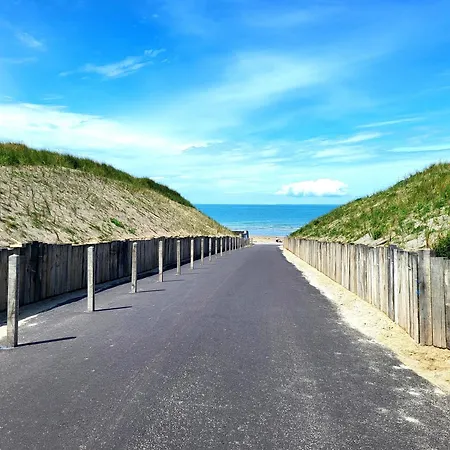 Maison De Bord De Mer, Les Fleurs *